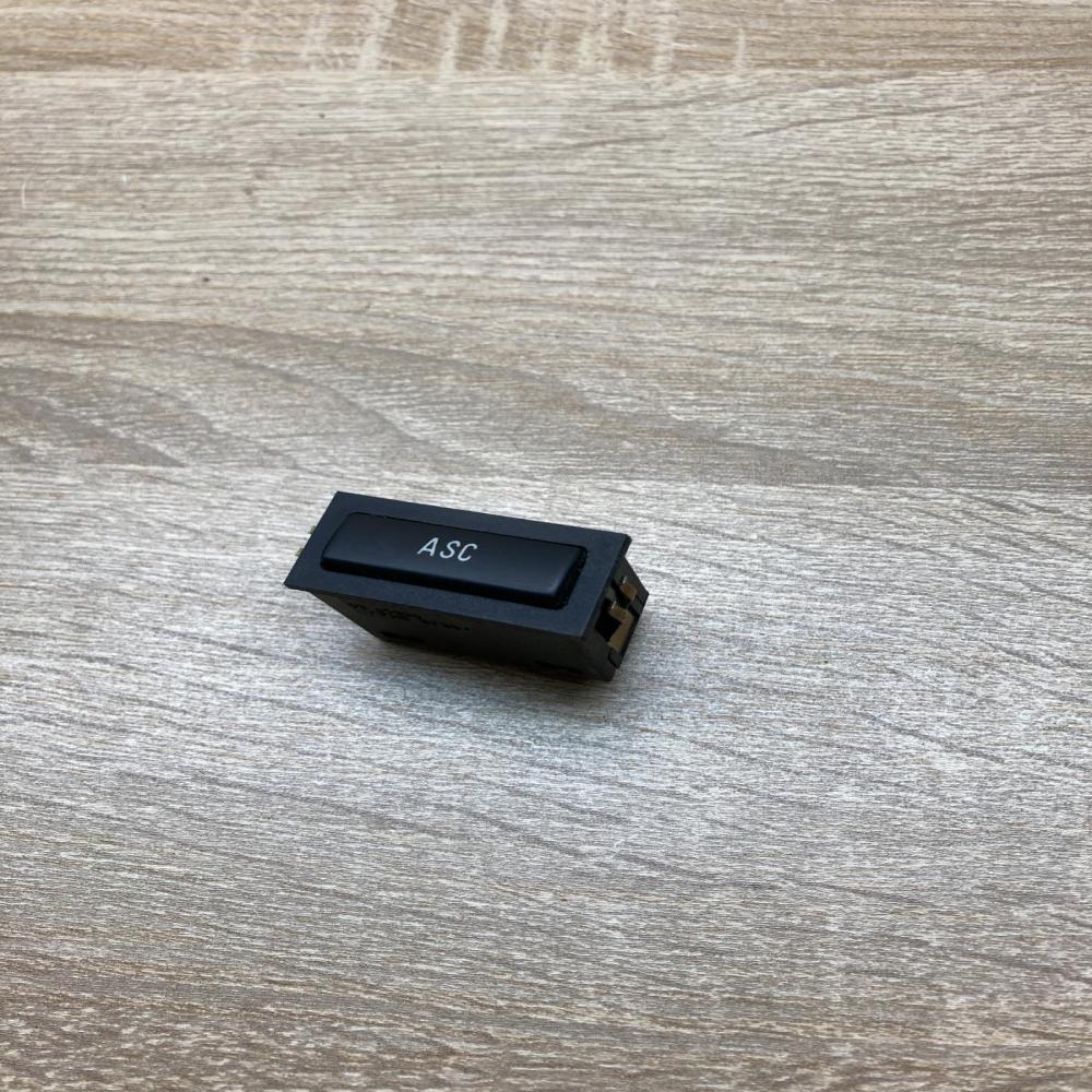 6901591   ESP (stability program) switch BMW 3 E46