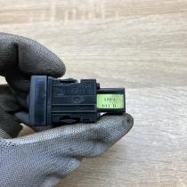 134159   Headlight level height control switch Toyota RAV 4 (XA20)