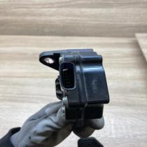 78110 12040 198800 7830  Accelerator throttle pedal Toyota Prius (XW30)