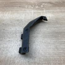 7700792948   Bumper support mounting bracket corner Renault 19