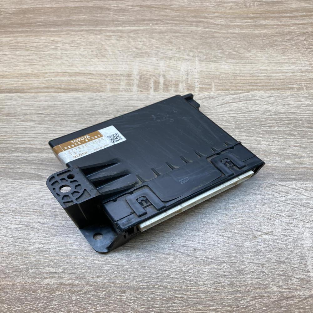88650 47281 8865047281 177800 3090 Air conditioner control unit module Toyota Pr