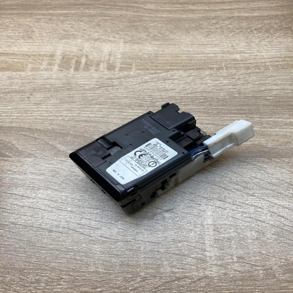 626399 000 626399000 2584A RI24KTY Ignition key card reader Toyota Prius (XW20)