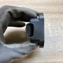 89183 48030 8918348030 174500 5920 ESP acceleration yaw rate sensor Toyota Prius