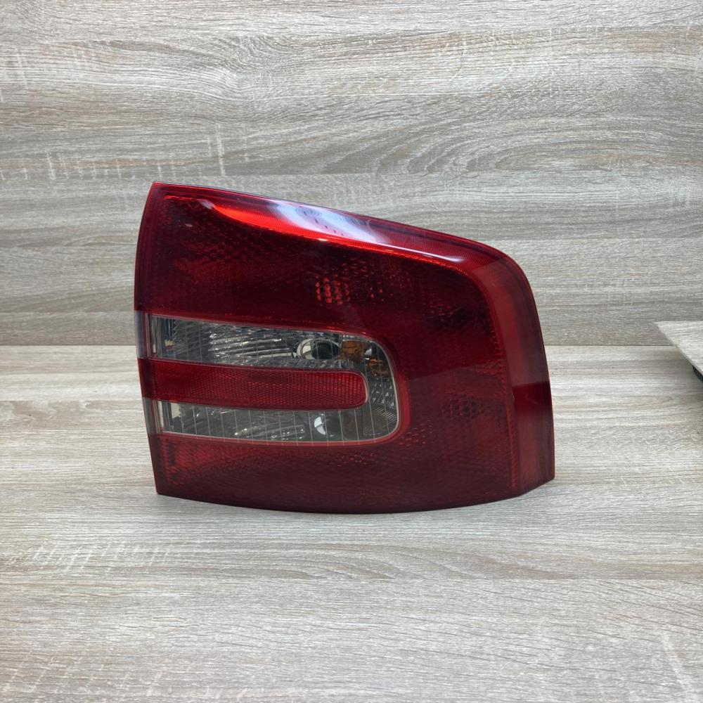 1Z9945096 1Z9945258  Rear/tail lights Skoda Octavia Mk2 (1Z)