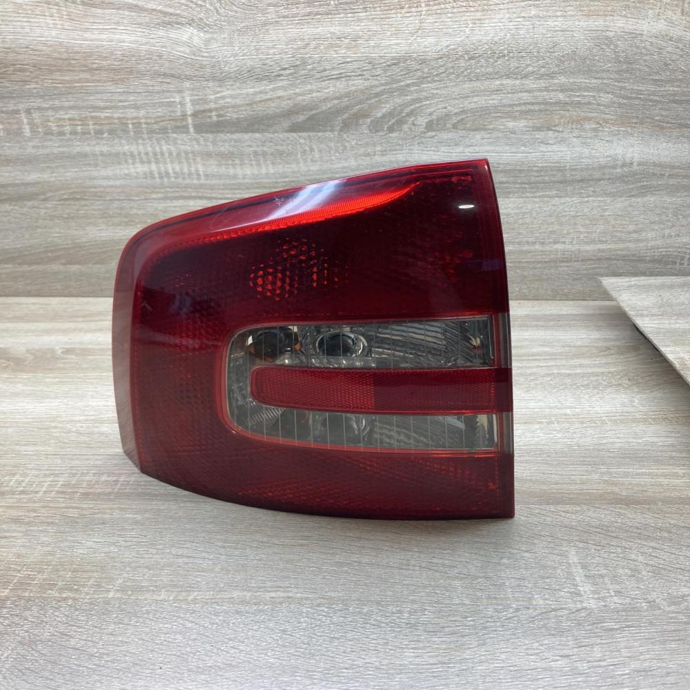 1Z9945095 1Z9945257  Rear/tail lights Skoda Octavia Mk2 (1Z)