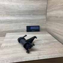 28642EM30A 2033190109 Left side Headlight washer spray nozzle Nissan Tiida C11