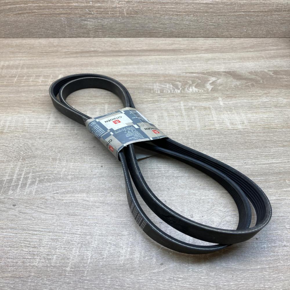 5750J7   Alternator belt Peugeot 504
