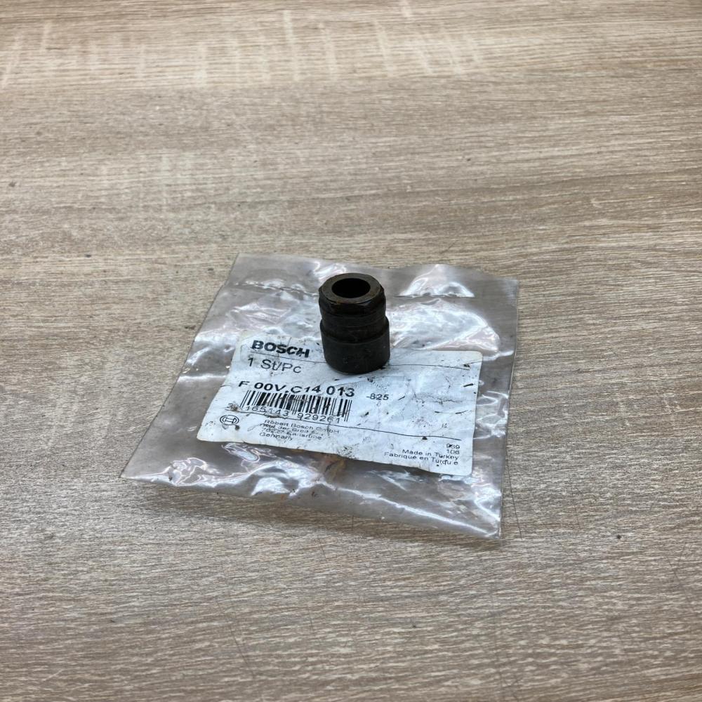 F00VC14013   Fuel injector Peugeot 307
