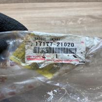 17177 21020   Intake manifold Toyota Corolla E120 E130