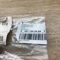 A4517500484 A4517570601  Fender mounting bracket Smart ForTwo I