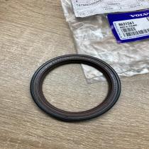 8631561   Camshaft Volvo V70