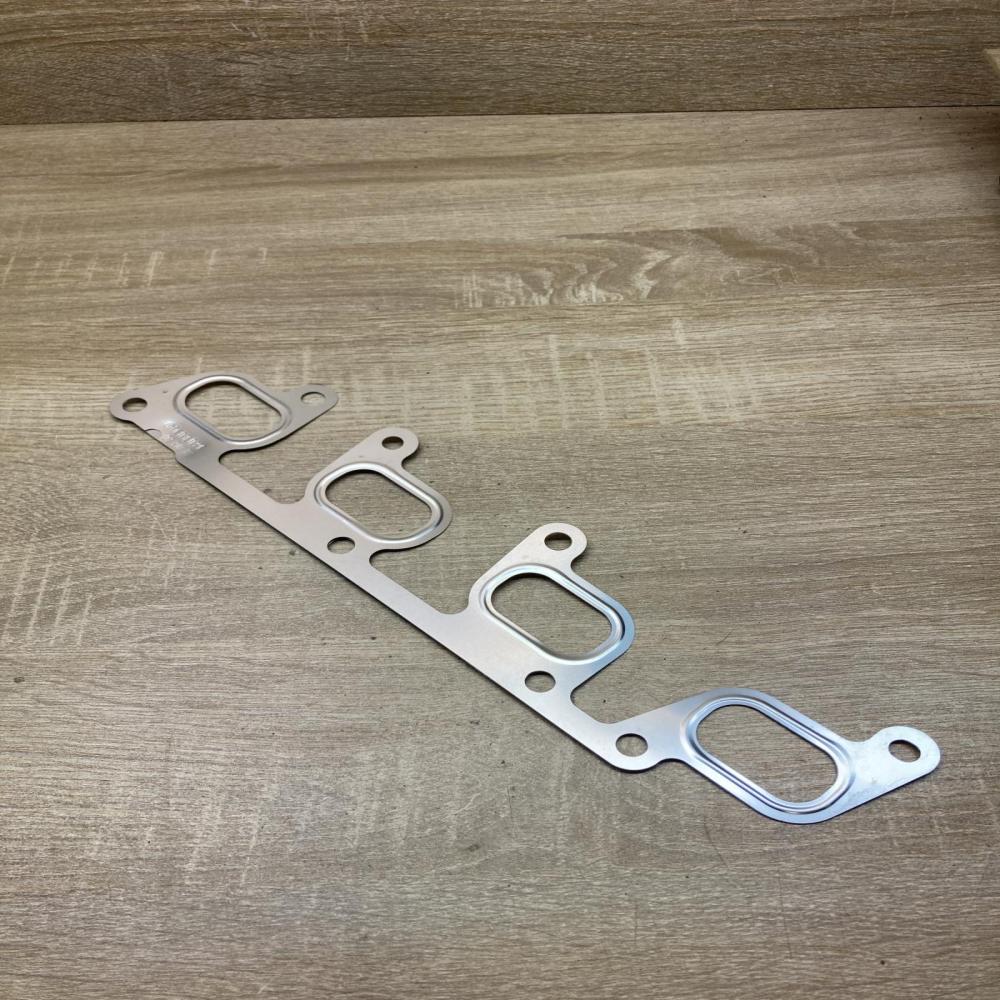 DE03L039E   Exhaust manifold Volkswagen Crafter