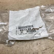 697388   Other body part Peugeot 505