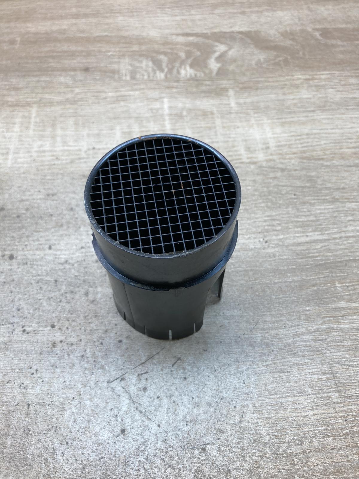 6R0129363   Air intake duct part Volkswagen Polo V 6R