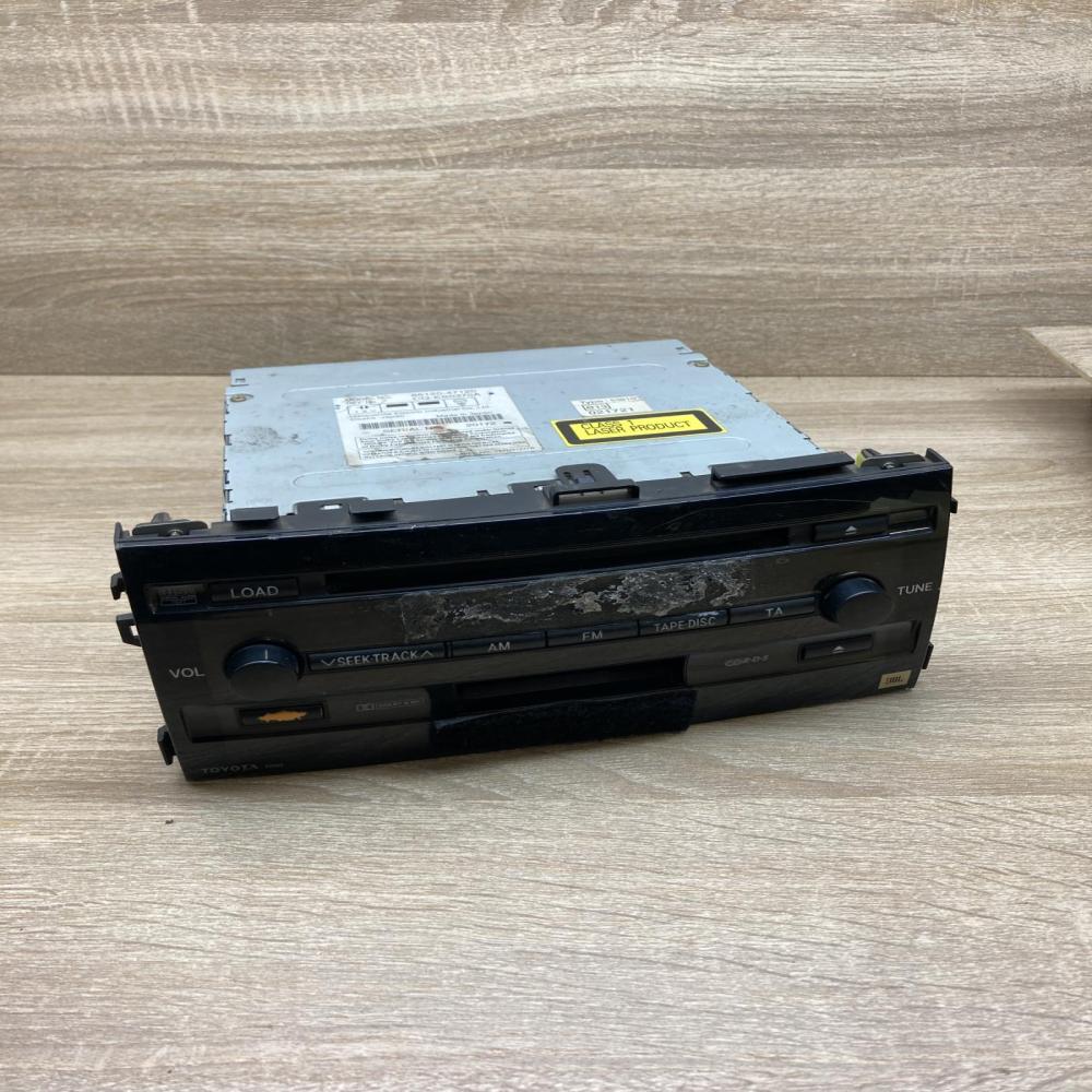 86120 47120 8612047120  Radio/CD/DVD/GPS head unit Toyota Prius (XW20)