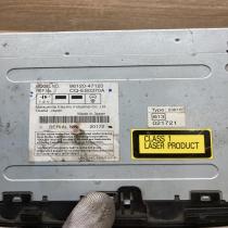86120 47120 8612047120  Radio/CD/DVD/GPS head unit Toyota Prius (XW20)