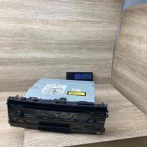 86120 47120 8612047120  Radio/CD/DVD/GPS head unit Toyota Prius (XW20)