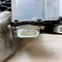 89451 47060 75C803 192300 2070 Gear shifter/selector Toyota Prius+ (ZVW40)