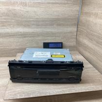 86120 47220 8612047220  Radio/CD/DVD/GPS head unit Toyota Prius (XW20)