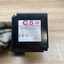 89760 47050 89760 47050 158400 7211 Tire pressure control unit Toyota Prius+ (ZV