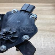 78110 12040 7811012040 198800 7830 Accelerator throttle pedal Toyota Prius (XW30