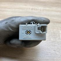 86652 20010 8665220010 068900 3540 Other relay Toyota Prius (NHW20)