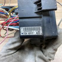 T0A A011 191R1010Y5 T0AA011 Fuse module Honda CR-V
