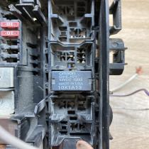 T0A A011 191R1010Y5 T0AA011 Fuse module Honda CR-V