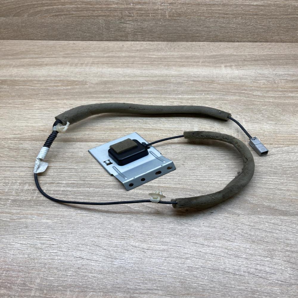 39835 SWA J020 M1 39835SWAJ020M1  Aerial GPS antenna Honda CR-V
