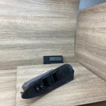 74232 42070   Electric window control switch Toyota RAV 4 (XA30)