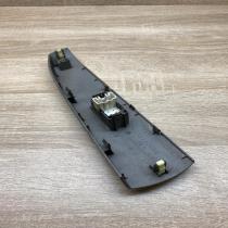 74272 47050 7427247050  Electric window control switch Toyota Prius (XW20)