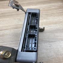 Z50918881B E2T81671M  Engine control unit/module ECU Mazda 323