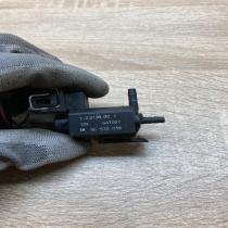 90530039   Vacuum valve Opel Zafira A