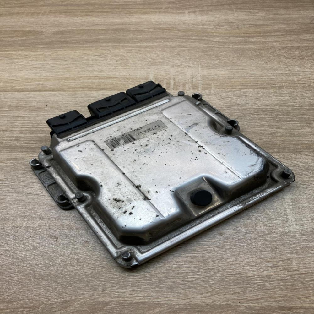 9651256880 0281011525  Engine control unit/module ECU Peugeot 208