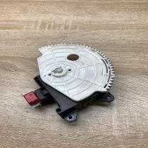 113800 2800   Air flap motor/actuator Toyota Avensis Verso