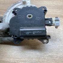 113800 2800   Air flap motor/actuator Toyota Avensis Verso