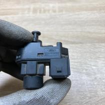 93BB 13480 BC 93BB13480BC  Brake pedal sensor switch Ford Focus
