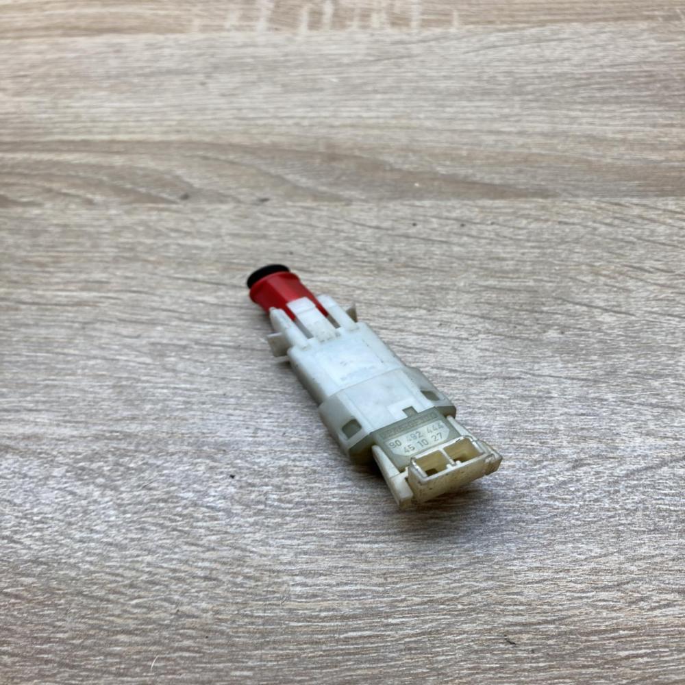 90492444   Brake pedal sensor switch Opel Zafira A