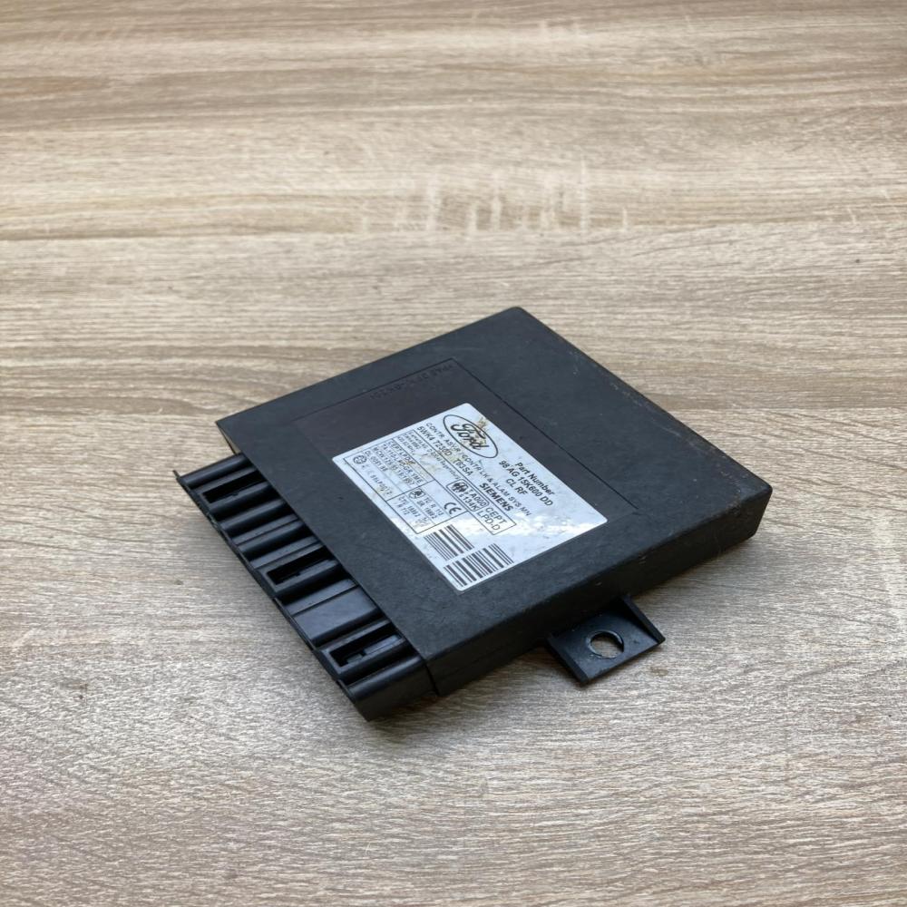 98AG 15K600 DD 5WK47230D  Comfort/convenience module Ford Focus