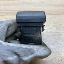 Nissan window heater switch   Windscreen/window heater switch Nissan Primera