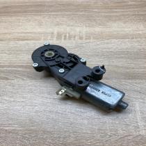 0390203211   Seat adjustment motor Mercedes-Benz E W211