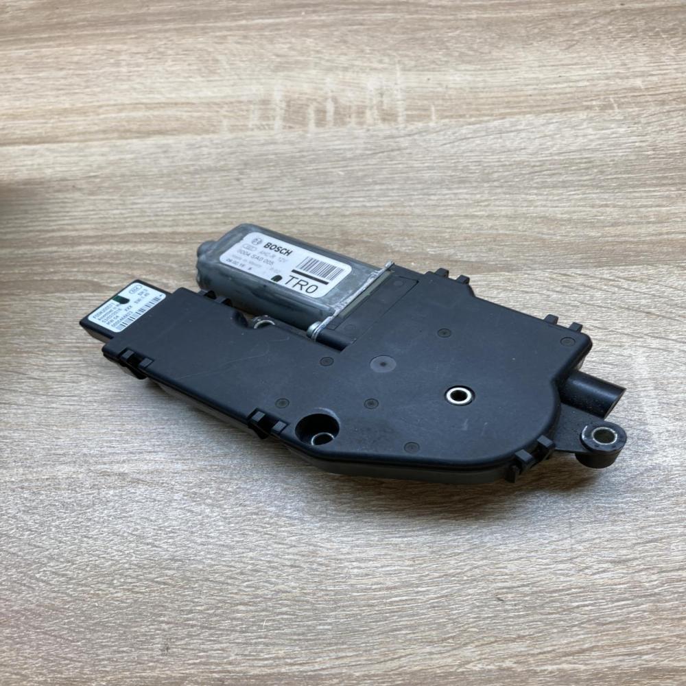 6004SA0005 F00HJ00571  Sunroof motor/actuator Honda CR-V