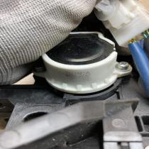 89451 47060 192300 2070  Gear shifter/selector Toyota Prius+ (ZVW40)