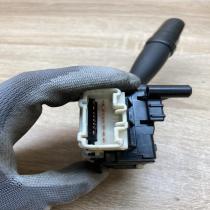 84140 05110 173650  Indicator stalk Toyota Avensis Verso