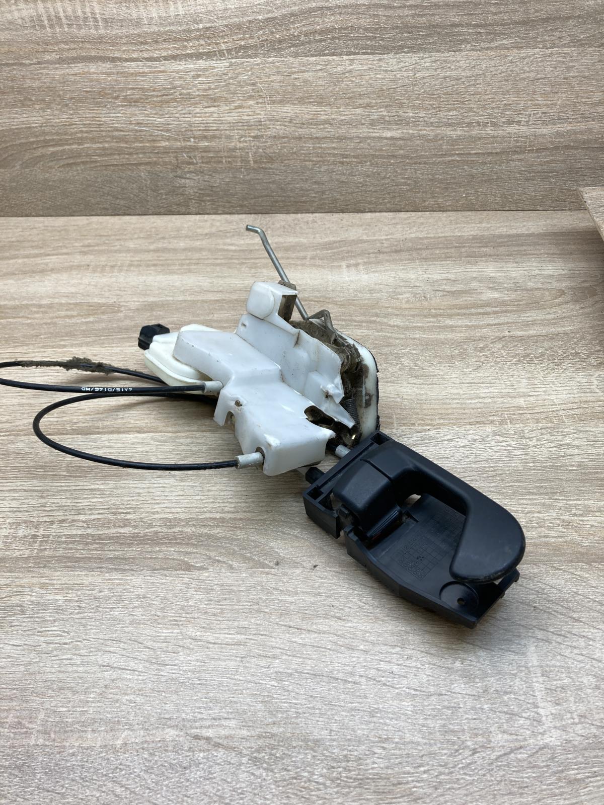 4A15D146MD 03926B  Front door lock Honda Civic