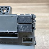 TLA A1 G8HL H71 TLAA1 Fuse module Honda Accord