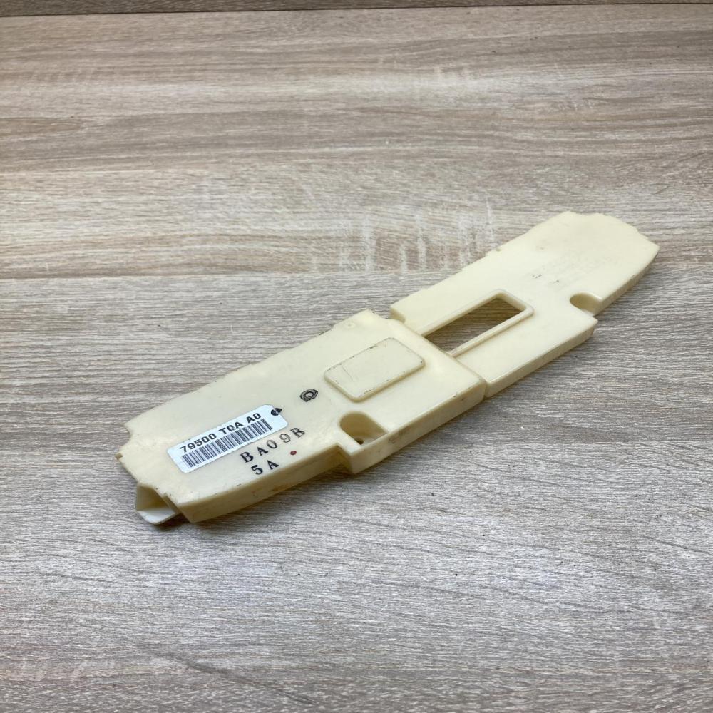 70500 T0A A0   Other interior part Honda Civic