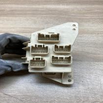 Toyota fuse module   Fuse module Toyota Yaris