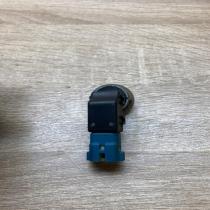 08V67 S9C7A00 04 ASHA02 423DGG0  Front parking sensor holder (PDC) Toyota Land C