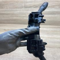 02730 17F850 17F852  Wiper turn signal indicator stalk/switch Toyota Auris E180